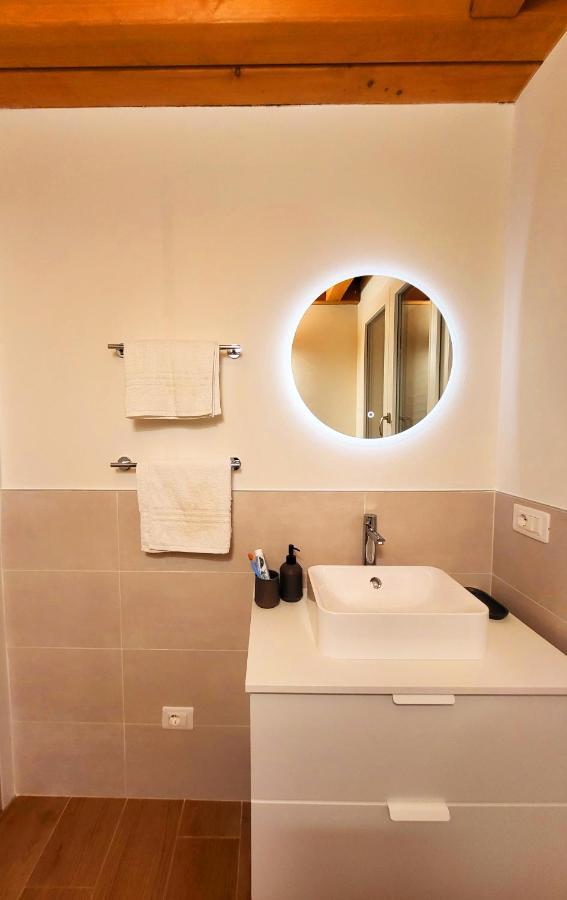 Sol Lakeview Sale Marasino Bagian luar foto